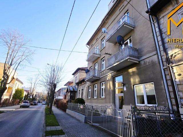 Sprzedam klimatyczne 2 pokoje z balkonami w Tarnowie