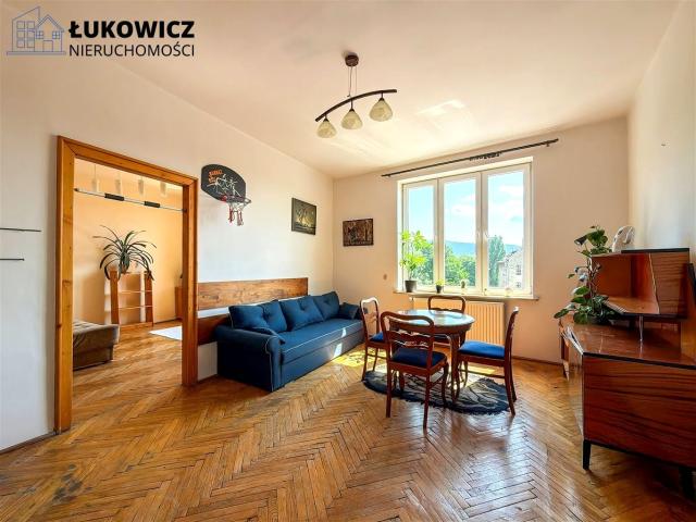 Klimatyczne 3 pokoje w kamienicy centrum 100m2 Bielsko Biała, Śródmieście