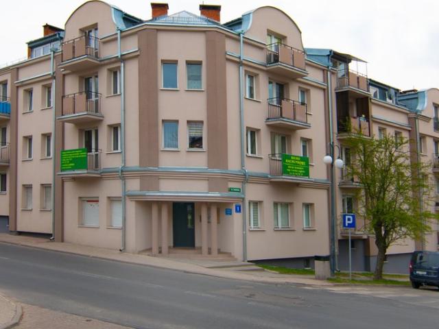 Klimatyczne poddasze z kominkiem i balkonem, zapraszam