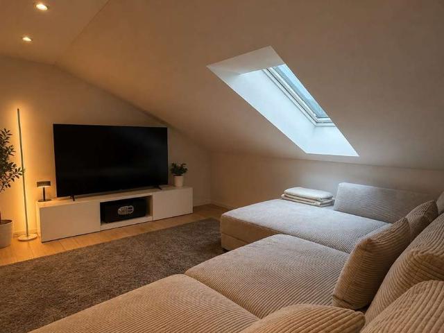 Klimatisierte 2 Zimmer Dachgeschosswohnung in Rott am Inn