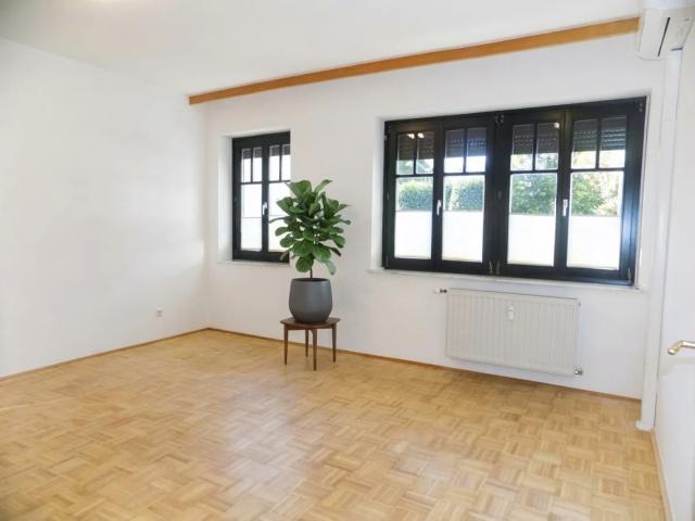 Klimatisierte 2 Zimmer Wohnung | Erdgeschoss | U1 Kagraner Platz