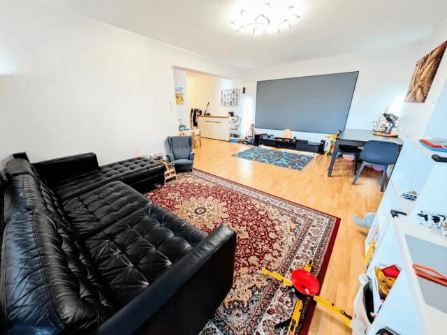 KLIMATISIERTE 3.5 ZIMMER WOHNUNG AM DONAUKANAL INKL BALKON