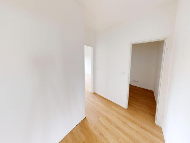 Klimatisierte 3 Zimmer Wohnung mit Zwei Balkonen und Großzügigem Wohn /Essbereich in Mattersburg