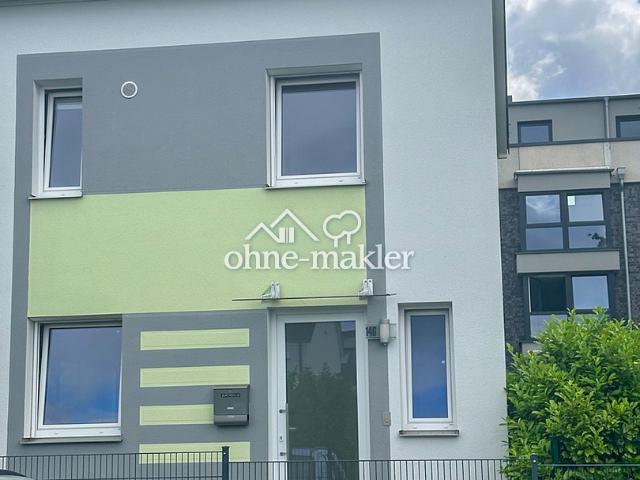 Klimatisiertes Endreihenhaus mit 4 Zimmern in Bonn Lengsdorf