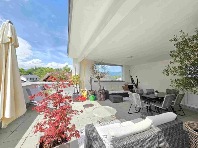 klimatisiertes exklusives neuwertiges 3 Zimmer Penthouse in absolut ruhiger Lage von Koblach