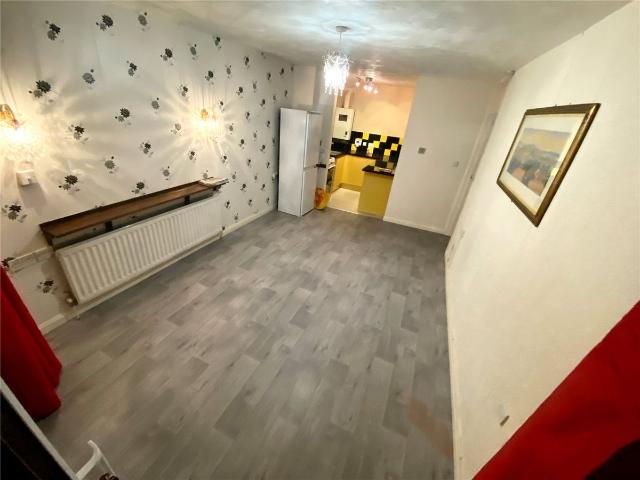 Knowle Lodge, Croydon Road, Caterham, Surrey CR3, 1 bed property to rent, £1,250 pcm | PrimeLocation