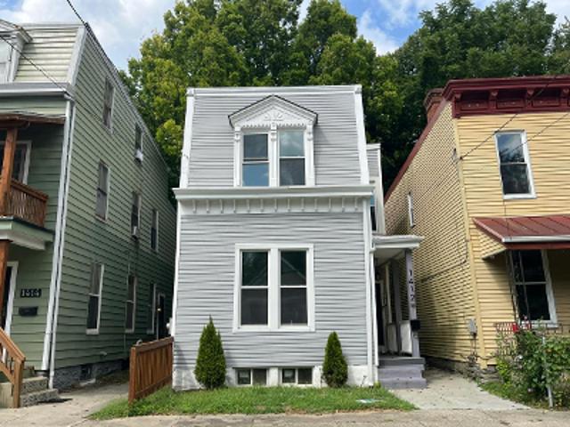 Knowlton St