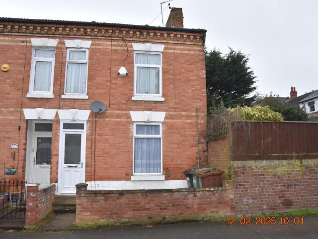 Knox Road, Wellingborough NN8 1 bed flat to rent £700 pcm £162 pw