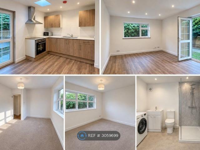 Knockholt Road, Sevenoaks TN14, 1 bed bungalow to rent, £1,400 pcm | PrimeLocation
