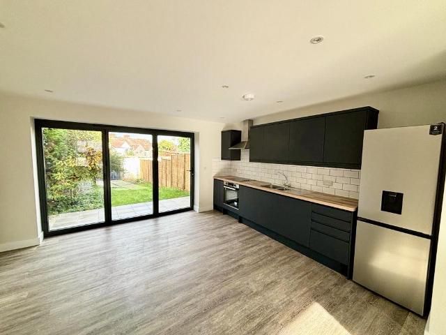 Knole Lane, Bristol, BS10 2 bed house to rent £1,650 pcm £381 pw