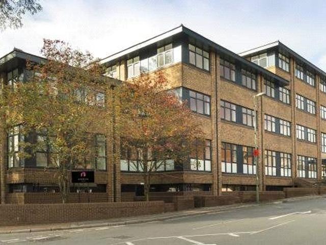 Knoll Road, Camberley GU15, 1 bed flat to rent, £1,060 pcm | PrimeLocation