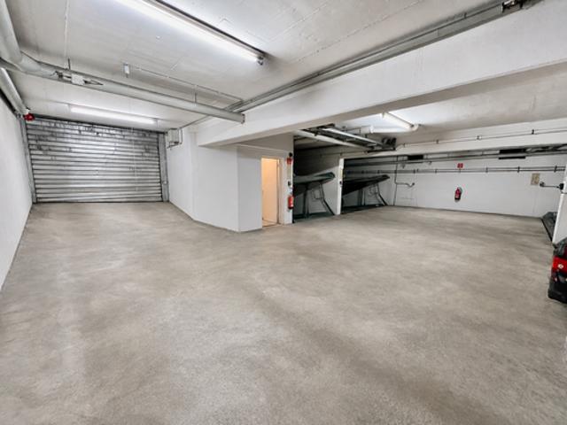 Knöllchen ade! 1 Tiefgaragenstellplatz im Doppelparkersystem in Gera Untermhaus!