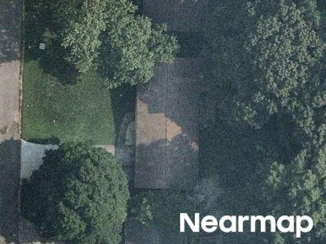 Knollwood Dr