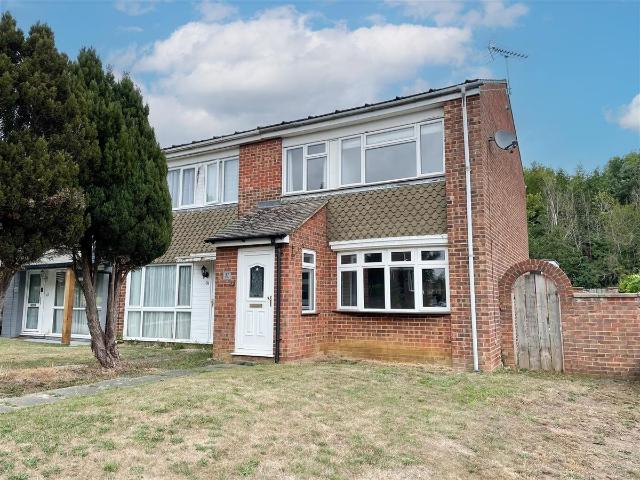 Knaves Hill, Leighton Buzzard LU7, 3 bed property to rent, £1,550 pcm | PrimeLocation