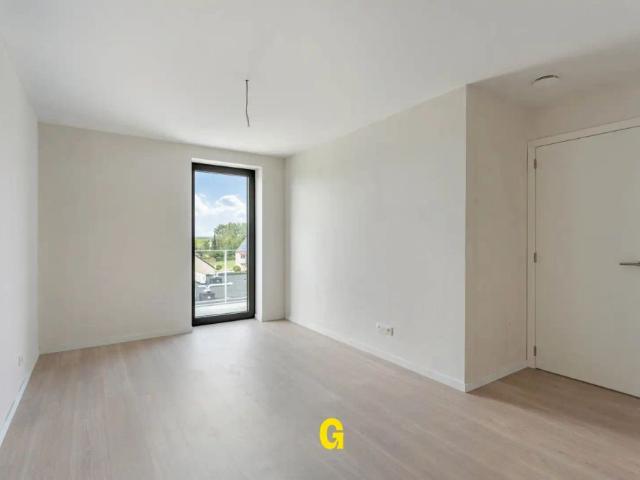 Knap nieuwbouwappartement op de hoogste verdieping in residentie Bella Vista, met twee terrassen en prachtige zichten, inclusief 2 standplaatsen, vlak bij het c