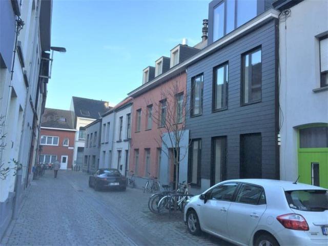 KNAP DUPLEXAPPARTEMENTJE IN TOFFE BUURT
