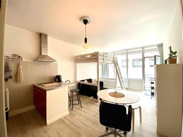 Knap gemeubelde studio op gezellige locatie!
