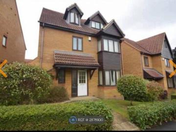 Knapp Gate, Shenley Church End, Milton Keynes MK5, 6 bed shared accommodation to rent, £3,000 pcm | PrimeLocation