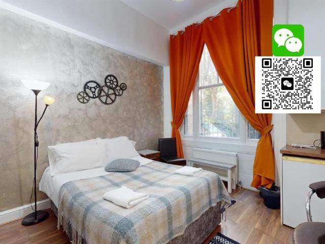 Knaresborough Place, Earls Court SW5, Studio to rent, £1,700 pcm | PrimeLocation