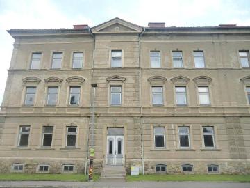 KNITTTELFELD: Gepflegte Erdgeschosswohnung mit Gemeinschaftsgarten!