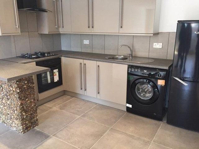 Knight House, Barnet EN4, 1 bed flat to rent, £1,575 pcm | PrimeLocation