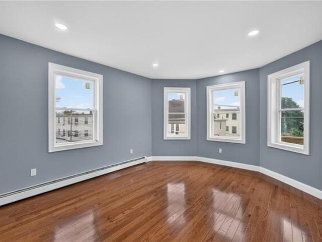 Knight St Apt,providence, Condo For Sale