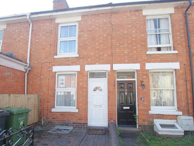 Knight Street, Worcester WR2 2 bed terraced house to rent £1,150 pcm £265 pw