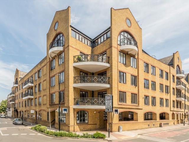 Knighten Street, Wapping E1W, 2 bed flat to rent, £3,000 pcm | PrimeLocation