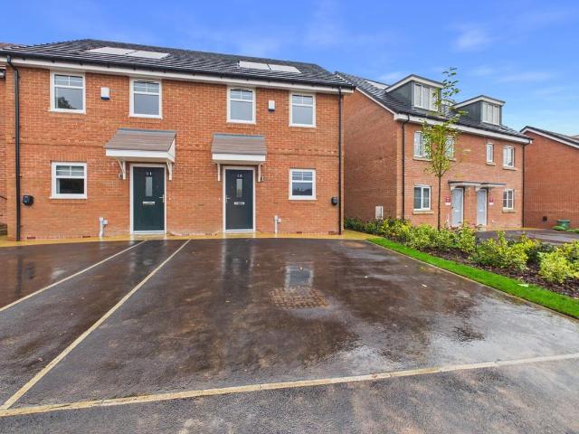 Knighton Grove, Coventry CV7, 2 bed property to rent, £1,325 pcm | PrimeLocation