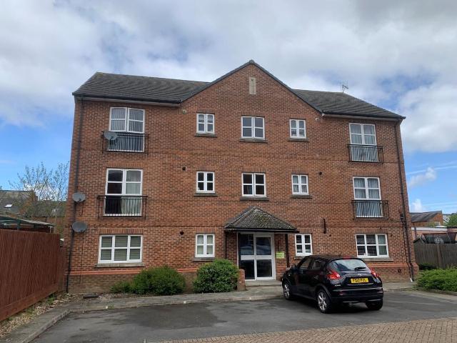 Knighton Lane, Leicester LE2, 2 bed flat to rent, £945 pcm | PrimeLocation