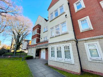Knighton Park Road, Clarendon Park, Leicester LE2, 2 bed flat to rent, £1,200 pcm | PrimeLocation