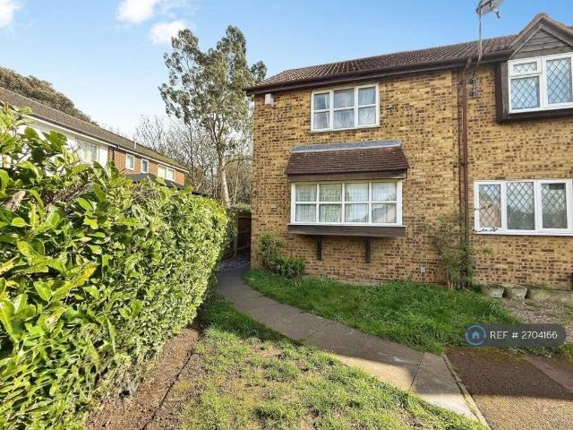 Knights Manor Way, Dartford, DA1 3 bed end of terrace house to rent £2,050 pcm £473 pw