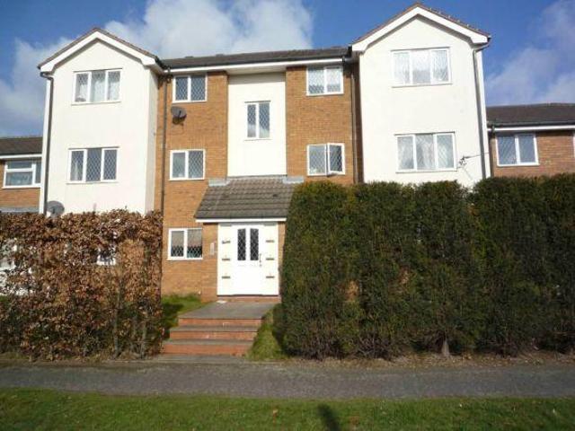 Knights Court, Cannock, WS11 2 bed apartment to rent £850 pcm £196 pw
