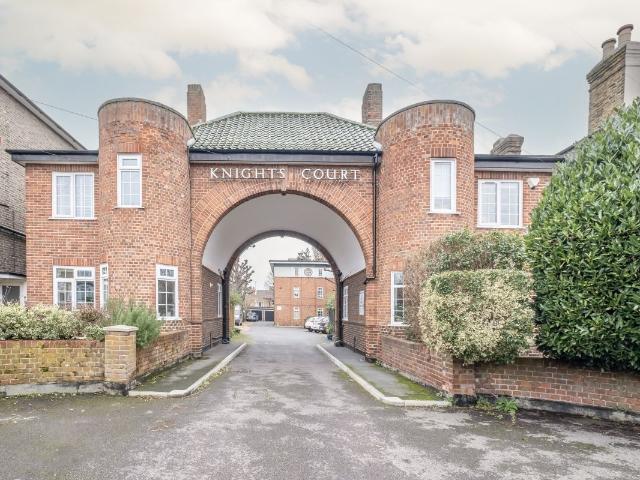 Knights Park, Kingston Upon Thames KT1, 2 bed flat to rent, £1,825 pcm | PrimeLocation