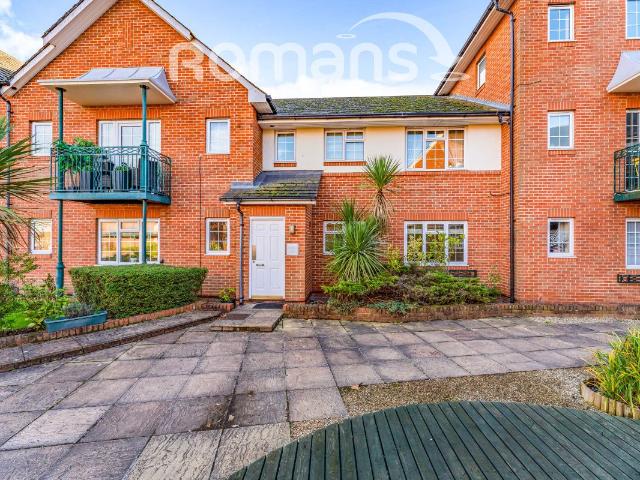 Knights Place, St. Leonards Road, Windsor SL4, 2 bed flat to rent, £1,650 pcm | PrimeLocation