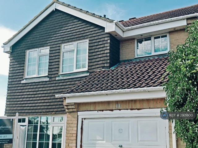 Knights Ridge, Orpington, BR6 4 bed detached house to rent £2,600 pcm £600 pw
