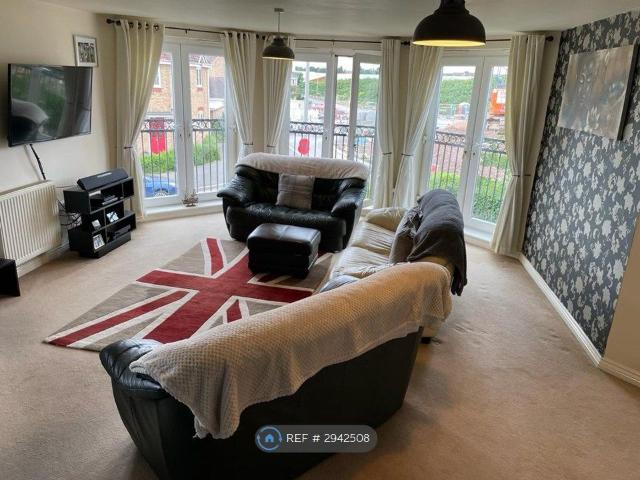 Knights Road, Nuneaton CV10, 2 bed flat to rent, £950 pcm | PrimeLocation