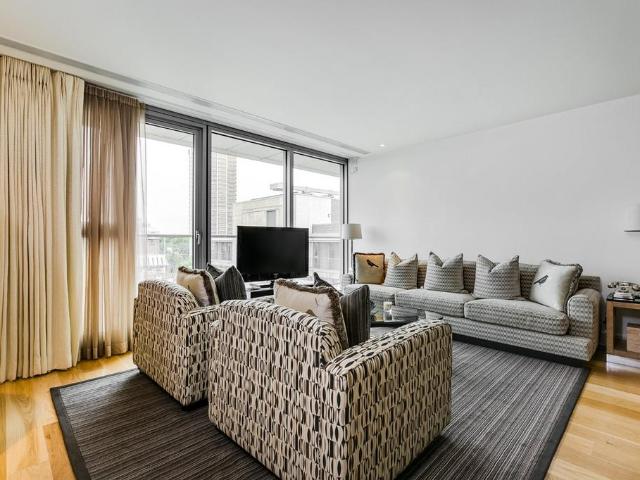 Knightsbridge, London, SW7 3 bed apartment to rent £23,833 pcm £5,500 pw