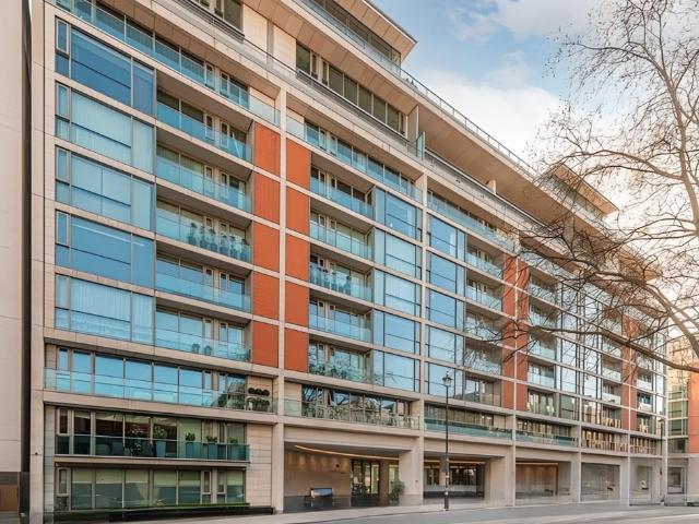Knightsbridge, London SW7 Studio to rent £7,367 pcm £1,700 pw
