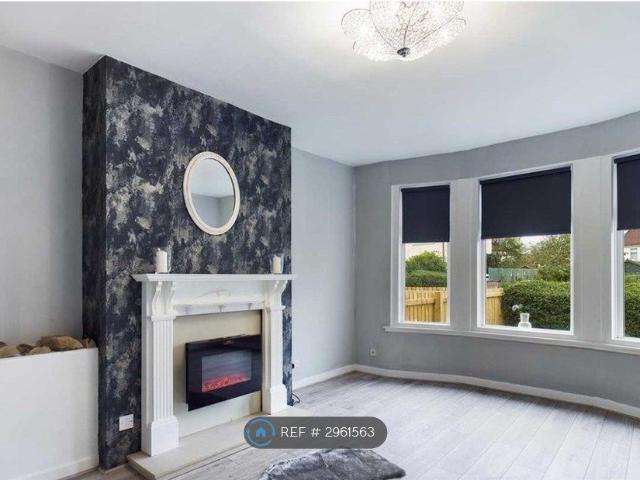 Knightswood, Glasgow G13, 2 bed flat to rent, £1,189 pcm | PrimeLocation