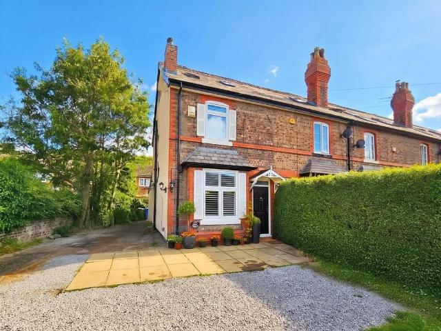 Knutsford View, Hale Barns 3 bed end of terrace house to rent £2,000 pcm £462 pw