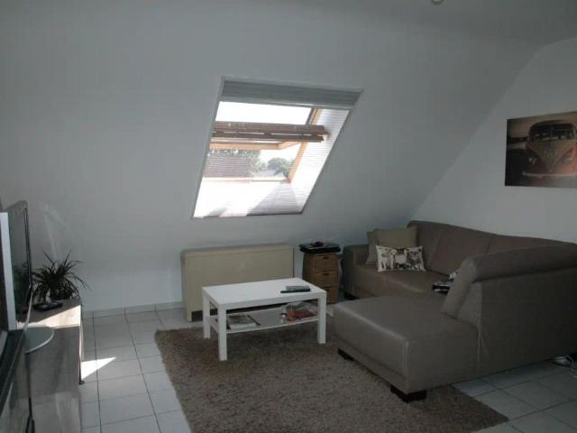 Knus appartement in dorpskern van Neeroeteren met autostandplaats!