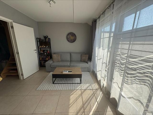 Knus duplex appartement te huur in de winkelstraat van Westende!