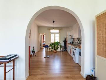 Knus 1 slaapkamer appartement te huur aan de Marnixplaats