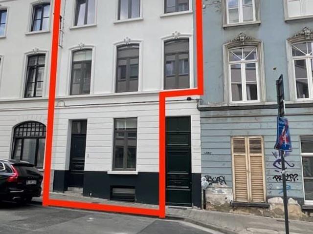 Knusse rijwoning met twee slaapkamers