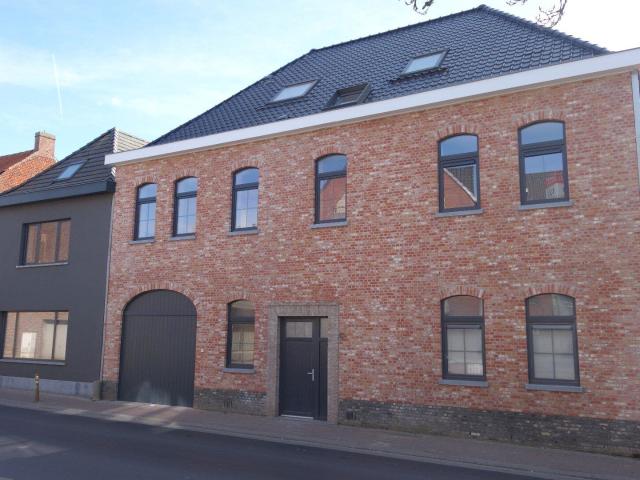 Knusse woning, centraal gelegen te Oedelem