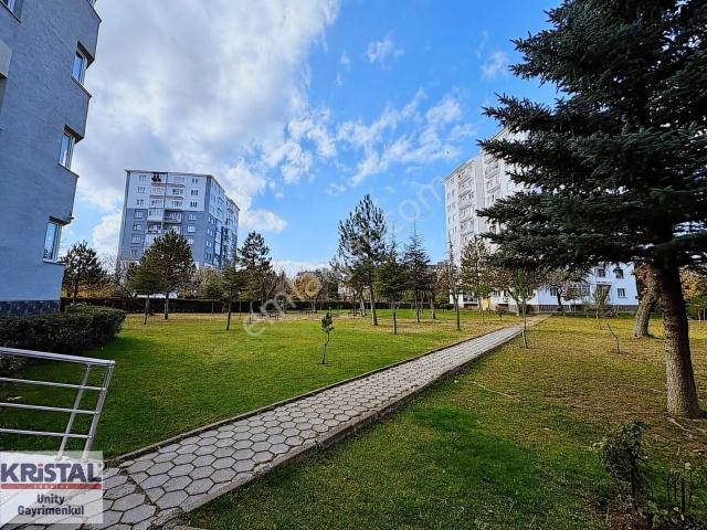 Kr Unıty'den Batıkent Mh.de Site İçi Satılık 3+1 Daire