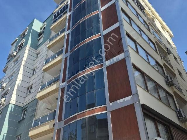 Krokiden Kazımdirikte Satılık 160 M2 3+1 Şık Daire