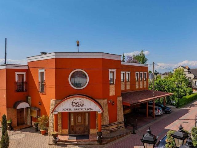 Hotel i restauracja 2500 m2 w centrum Krosna
