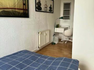 Krossener Straße, Boxhagener Platz